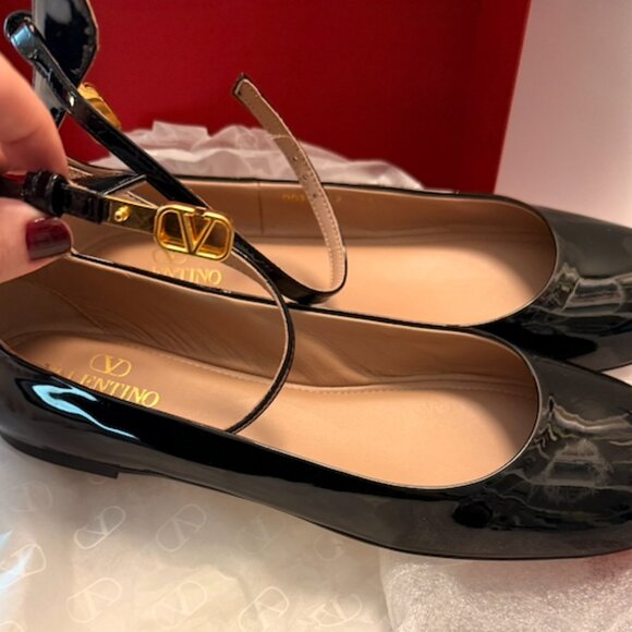 ✨ Valentino Garavani “Tango” Black Patent Flats – Brand New in Box  38.5/8.5 - Picture 9 of 13